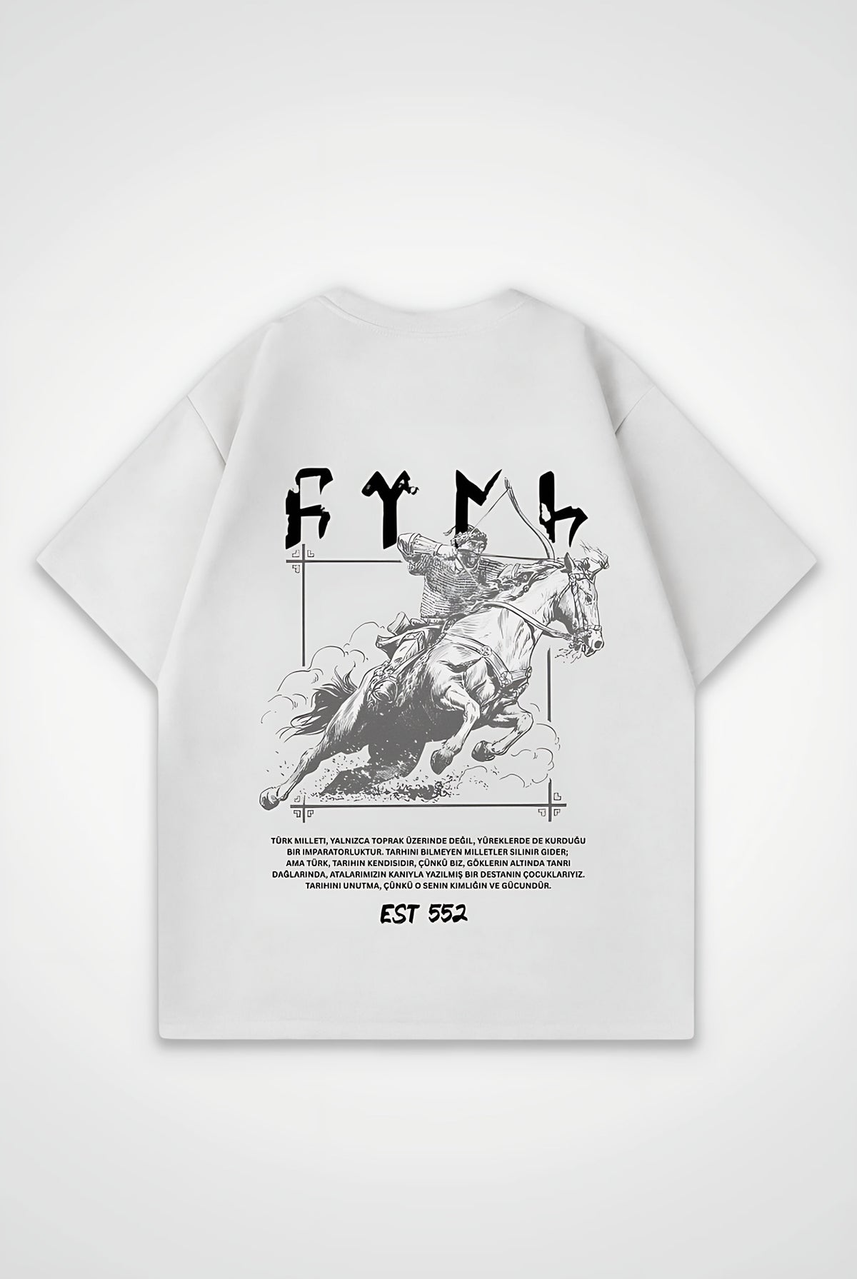 Göktürk Oversized T-Shirt – Yurt in Weiß (White) – Backprint-Design