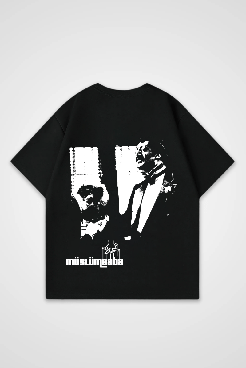 MÜSLÜM GÜRSES Oversized T-Shirt – Produktansicht