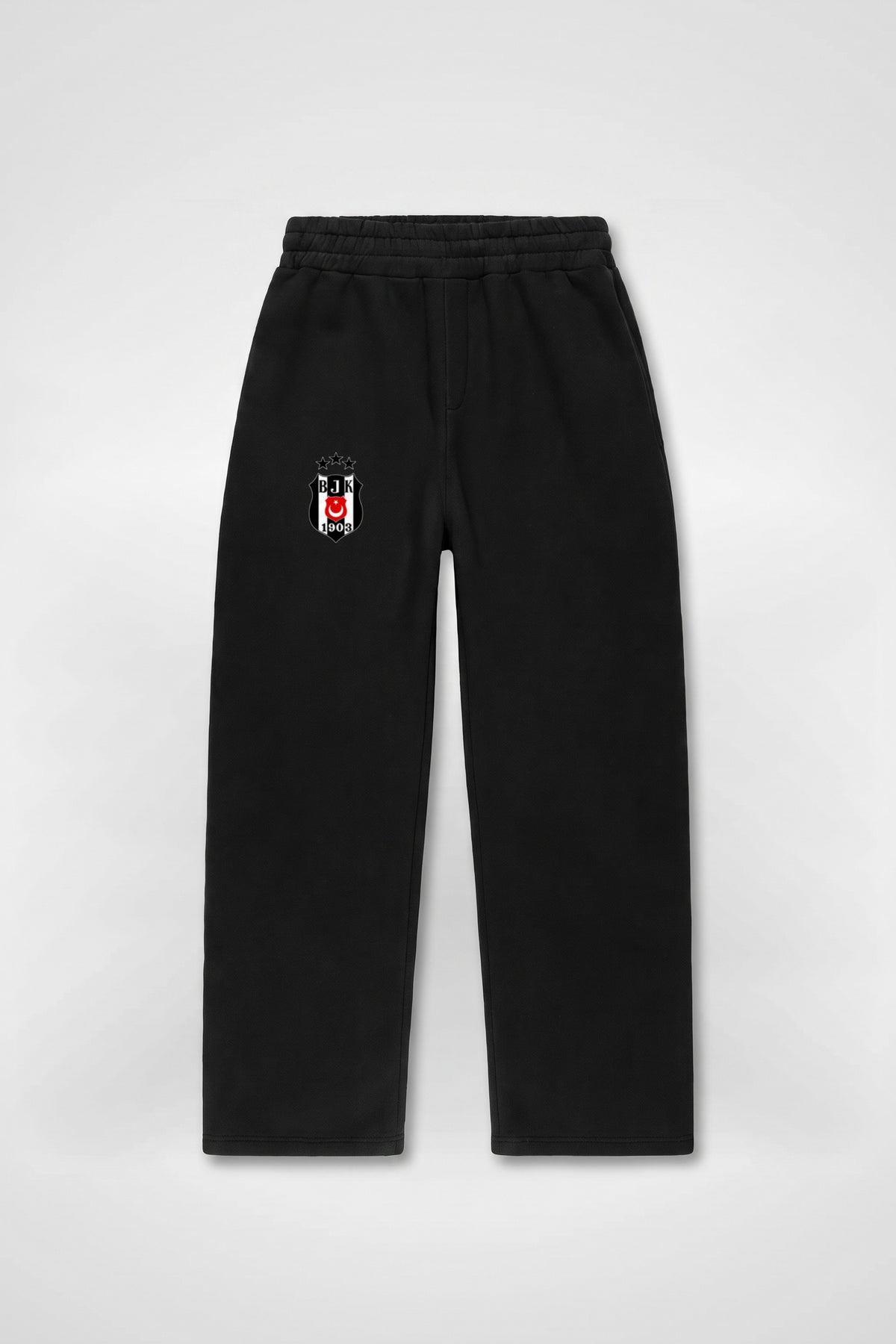 Beşiktaş Oversized Jogger in Schwarz – Produktbild