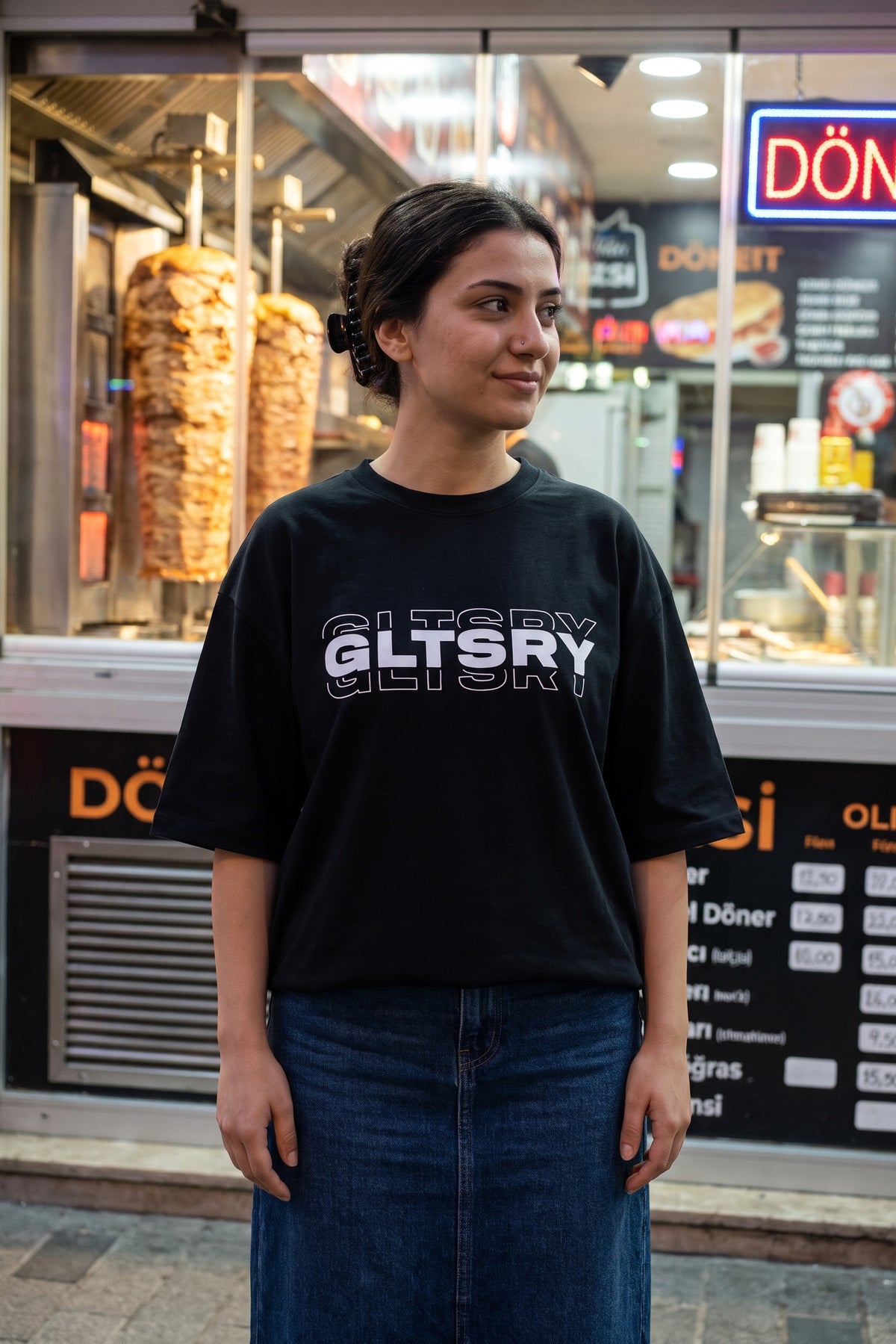 REALSTIL Galatasaray Oversized T-Shirt Black – Model Damen