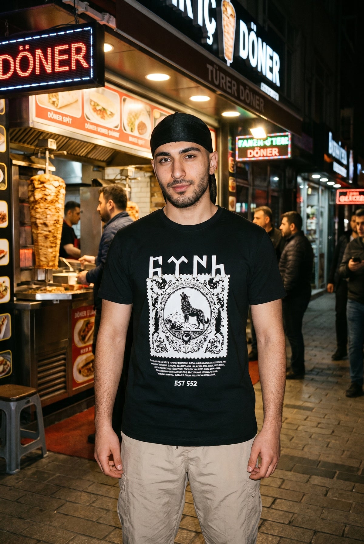 REALSTIL Göktürk Regular Fit T-Shirt Black – Model Herren