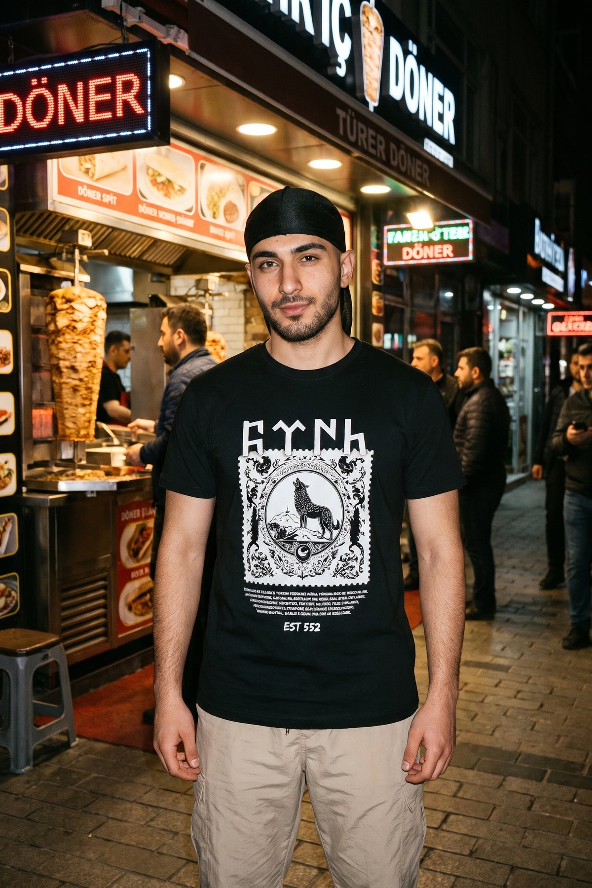 REALSTIL Göktürk Regular Fit T-Shirt Black – Model Herren