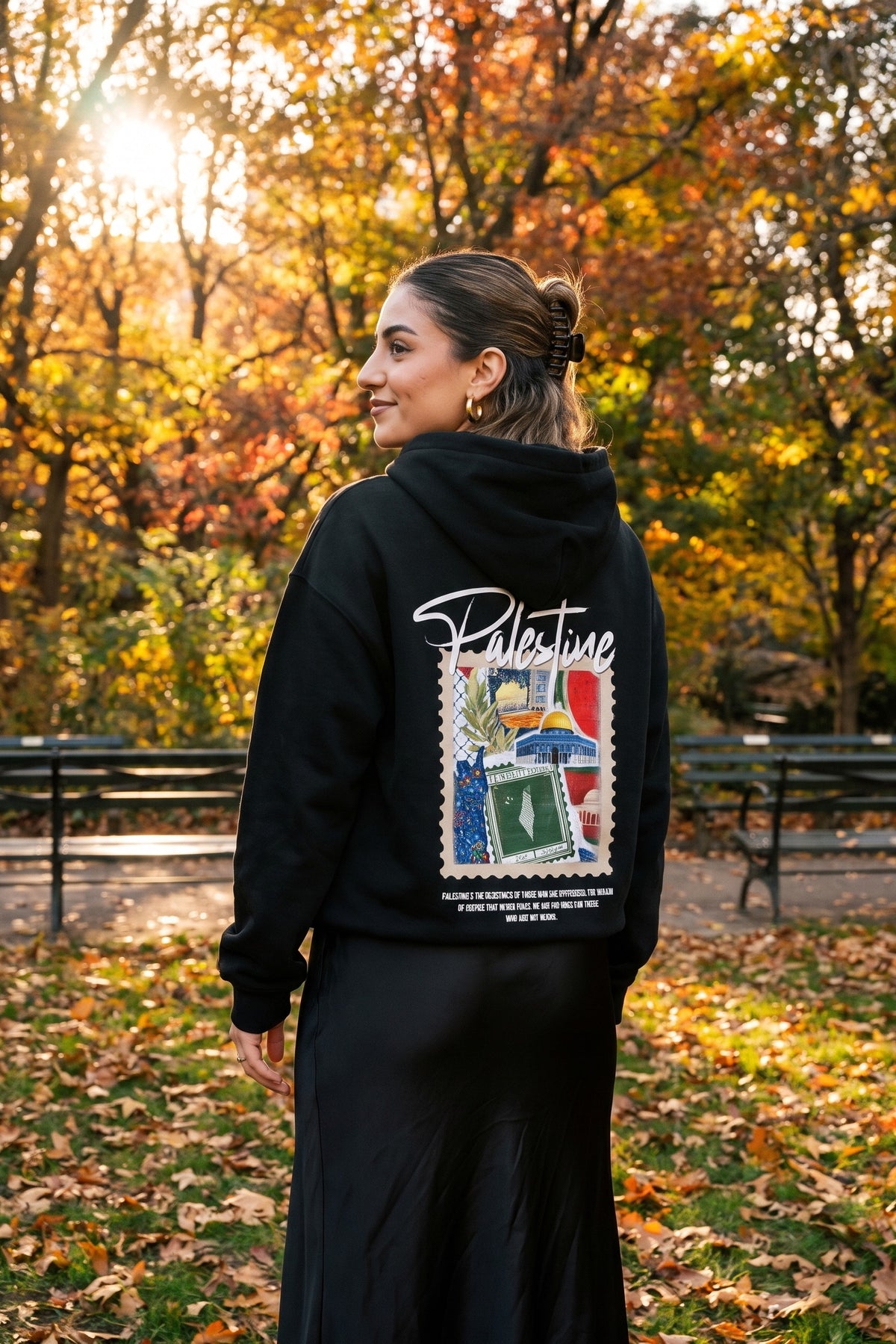 REALSTIL Palestine Oversized Hoodie Black – Model Damen
