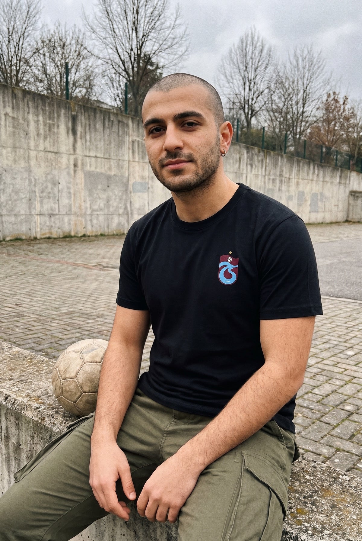 REALSTIL Trabzonspor Regular Fit T-Shirt Black – Model Herren