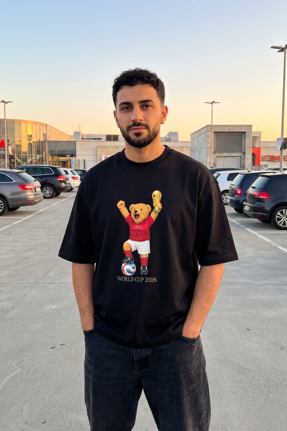 REALSTIL Türkiye Oversized T-Shirt Black – Model Herren