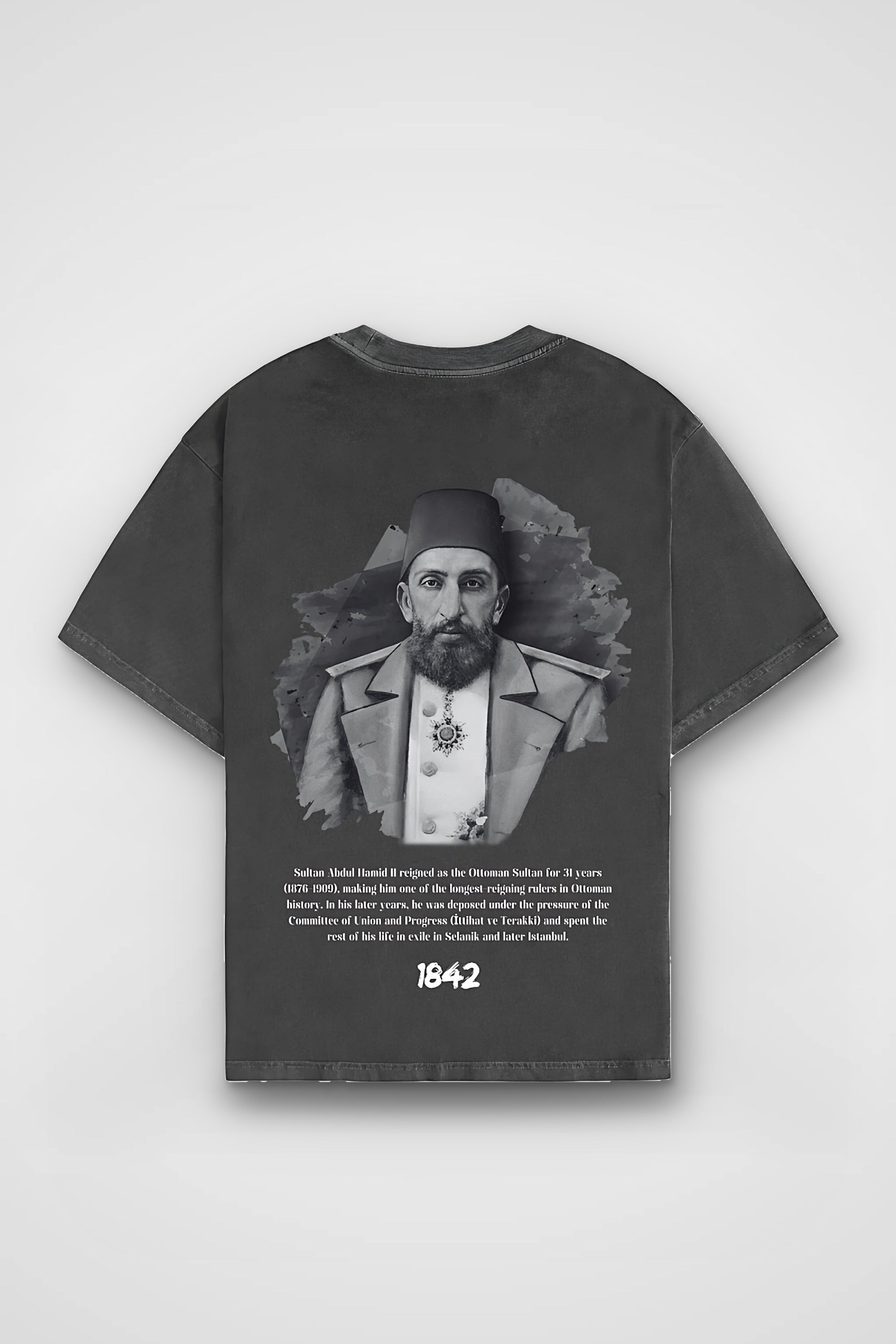 Abdülhamid Sultan Washed T-Shirt in Washed Black – Produktbild Rückenprint