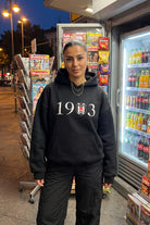 REALSTIL Beşiktaş Oversized Hoodie Black – Model Damen