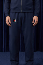 Beşiktaş Oversized Jogger in Deep Navy – Nahaufnahme des Prints