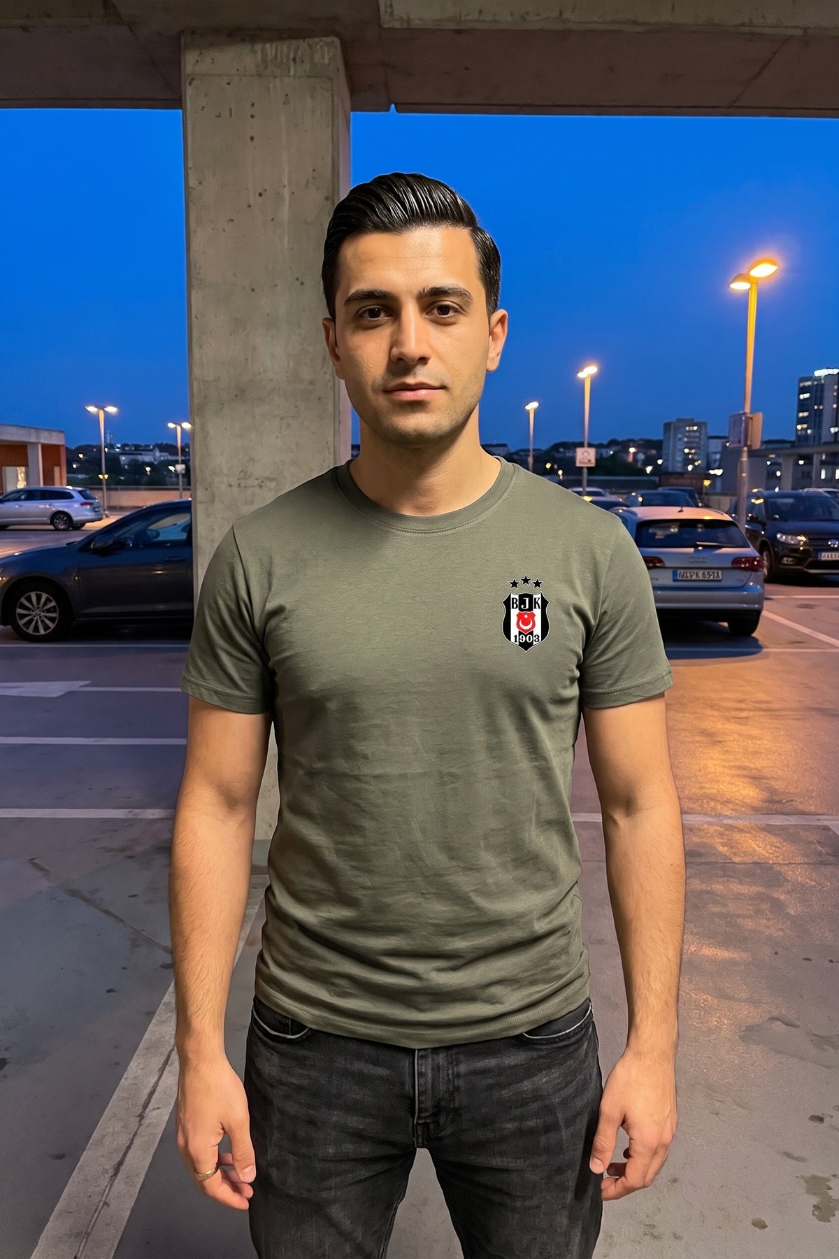 REALSTIL Beşiktaş Regular Fit T-Shirt Khaki – Model Herren