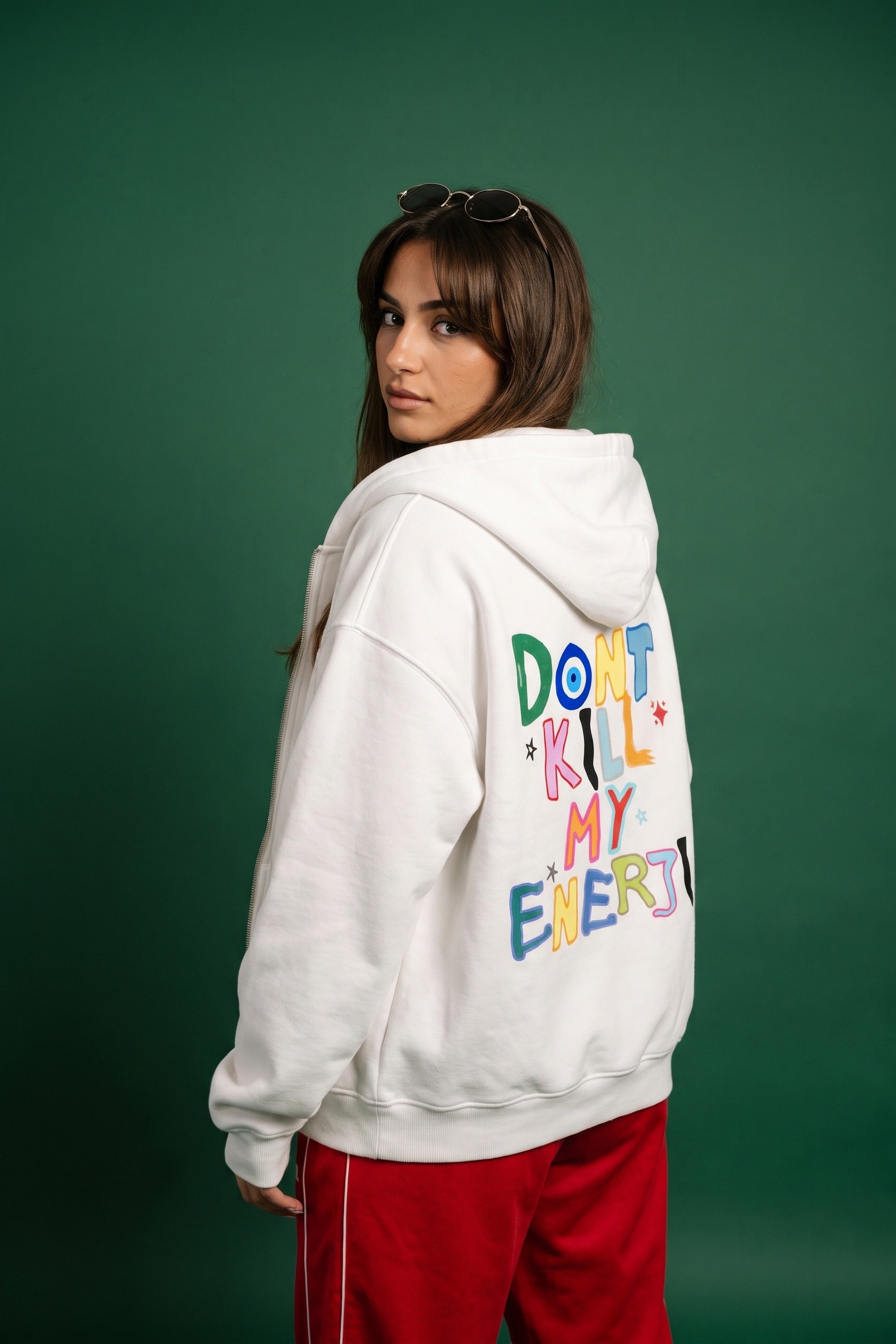REALSTIL Enerji Oversized Zipper Hoodie White – Model Damen