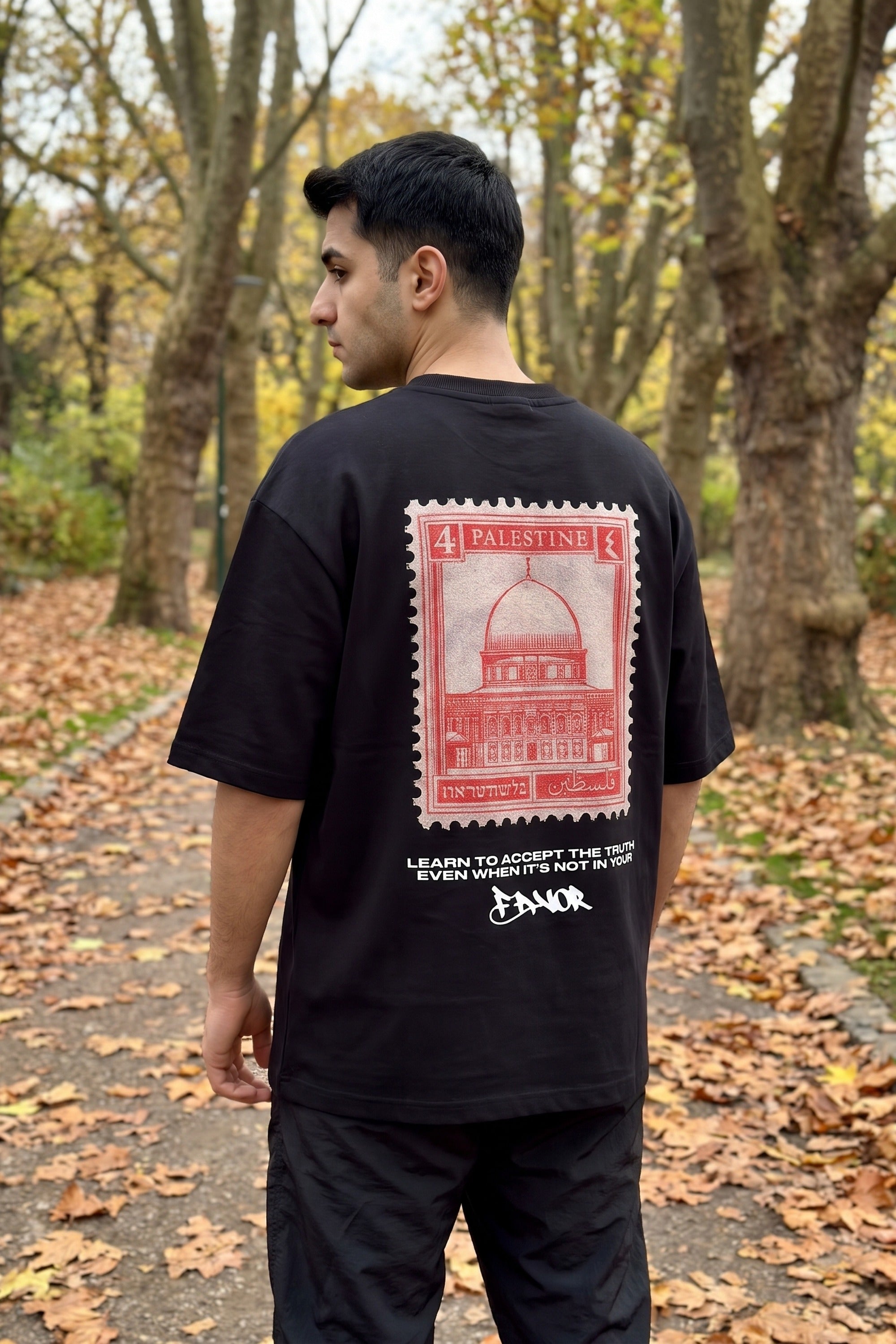 REALSTIL Palestine Oversized T-Shirt Black – Model Herren