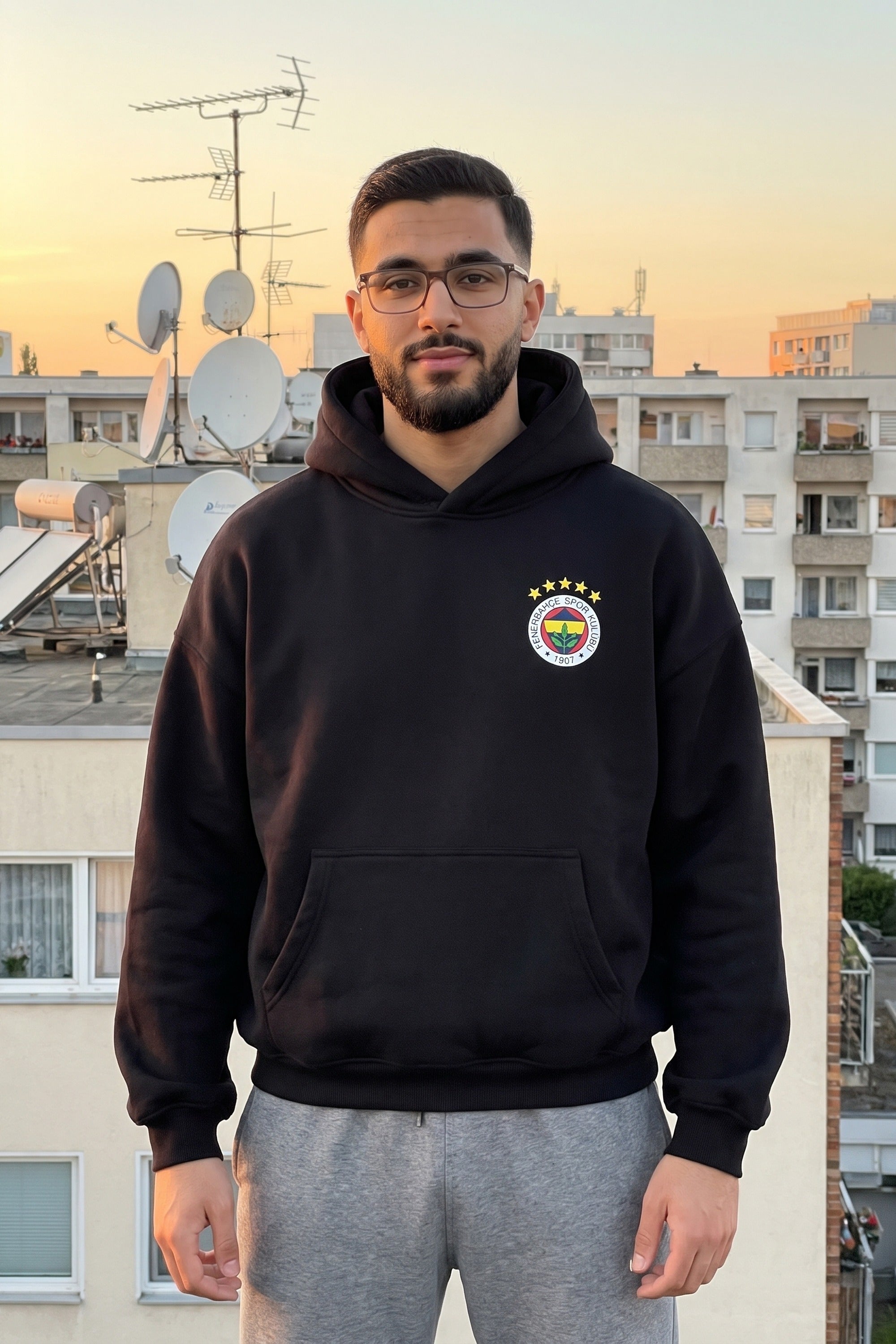 REALSTIL Fenerbahçe Oversized Hoodie Black – Model Herren