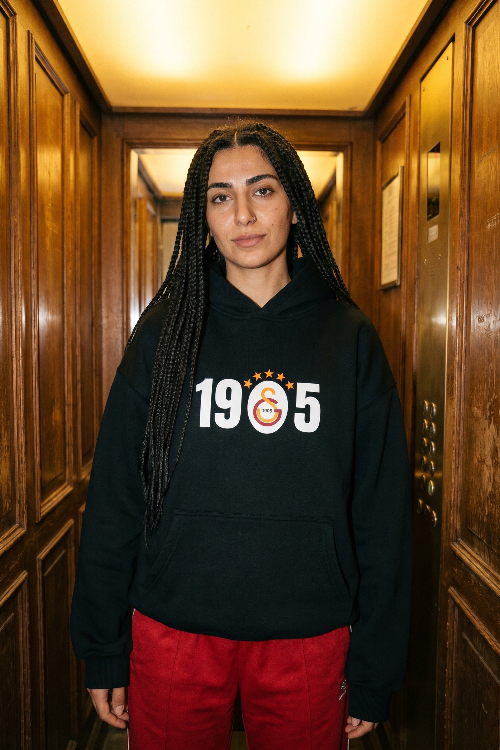 REALSTIL Galatasaray Oversized Hoodie Black – Model Damen