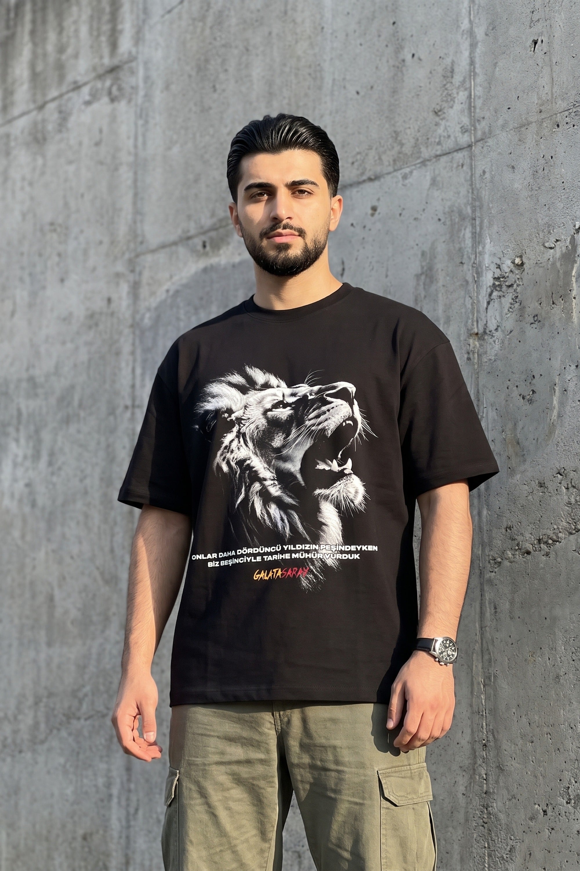 REALSTIL Galatasaray Oversized T-Shirt Black – Model Herren