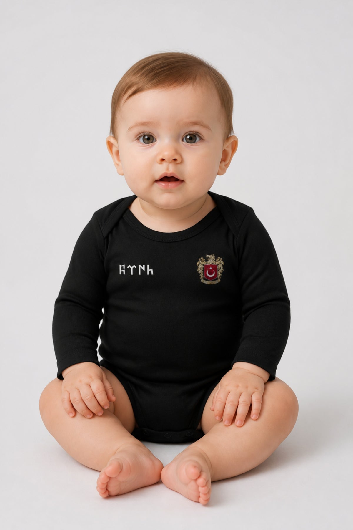 REALSTIL Göktürk Bio-Babybody – getragen, Schwarz
