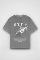 Göktürk Töre Washed T-Shirt in Washed Grey – Produktbild Rückenprint