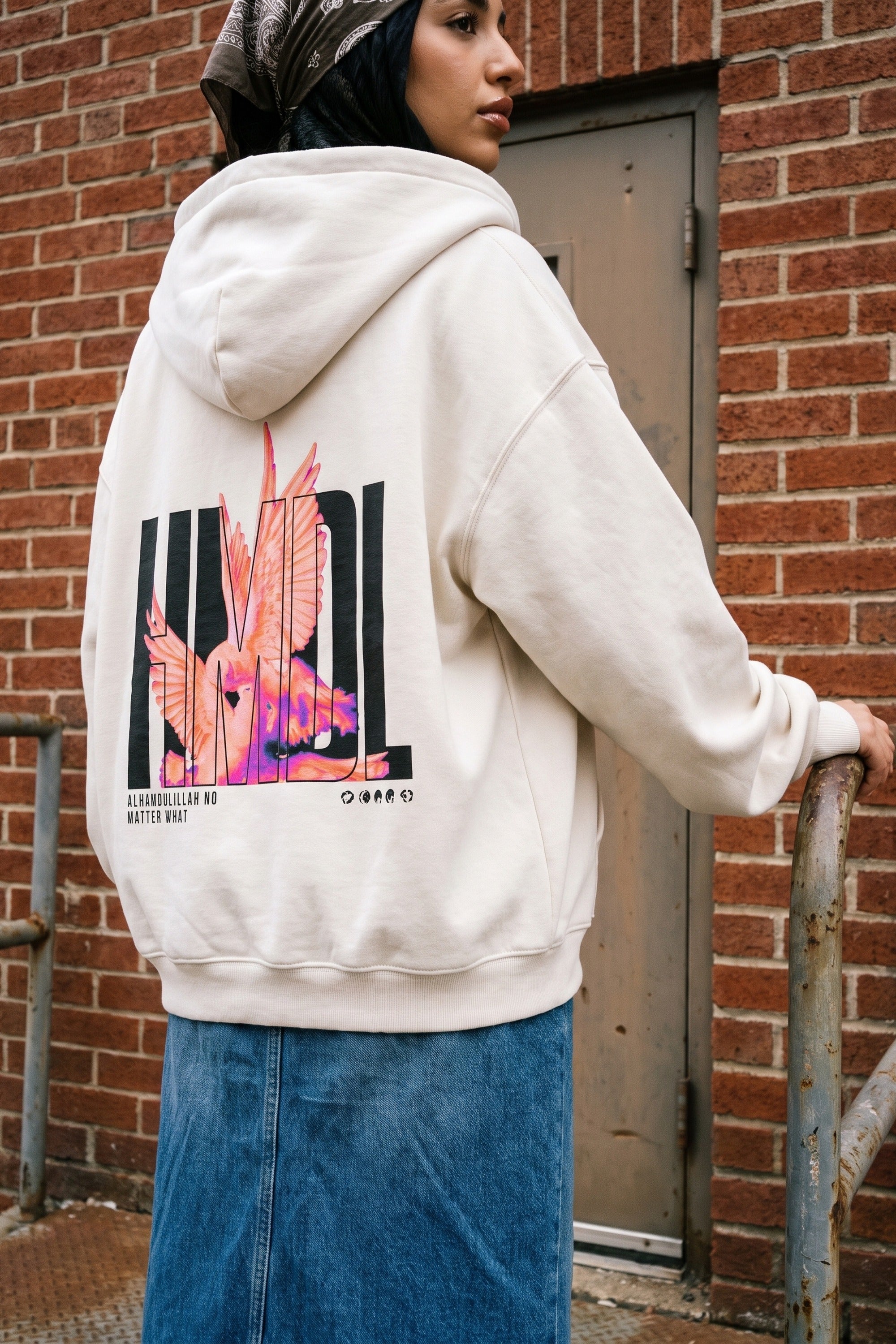 REALSTIL HMDL Oversized Zipper Hoodie White Sand – Model Damen