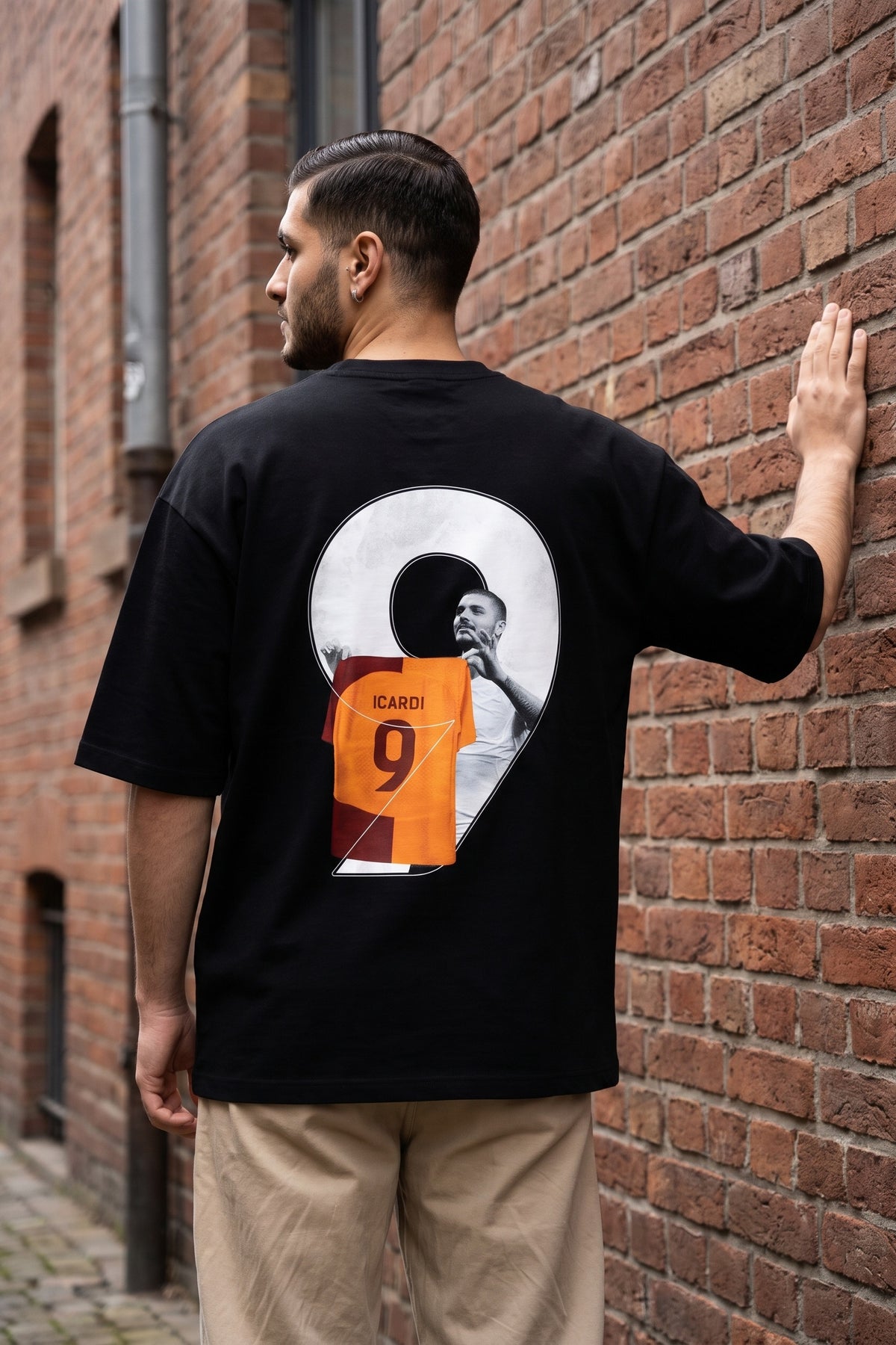REALSTIL Icardi Oversized T-Shirt Black – Model Herren