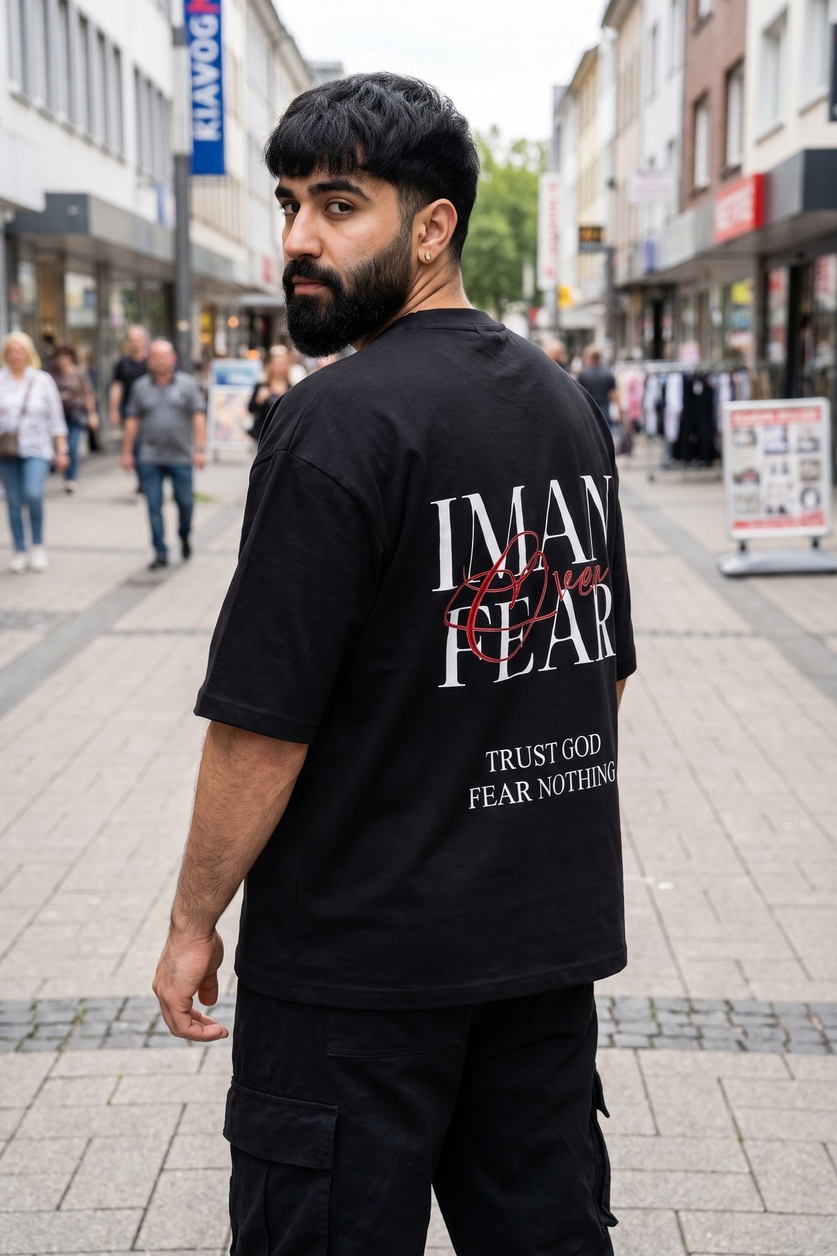 REALSTIL İman Oversized T-Shirt Black – Model Herren