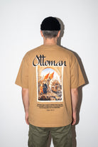 REALSTIL Ottoman Oversized T-Shirt Amber – Model Herren