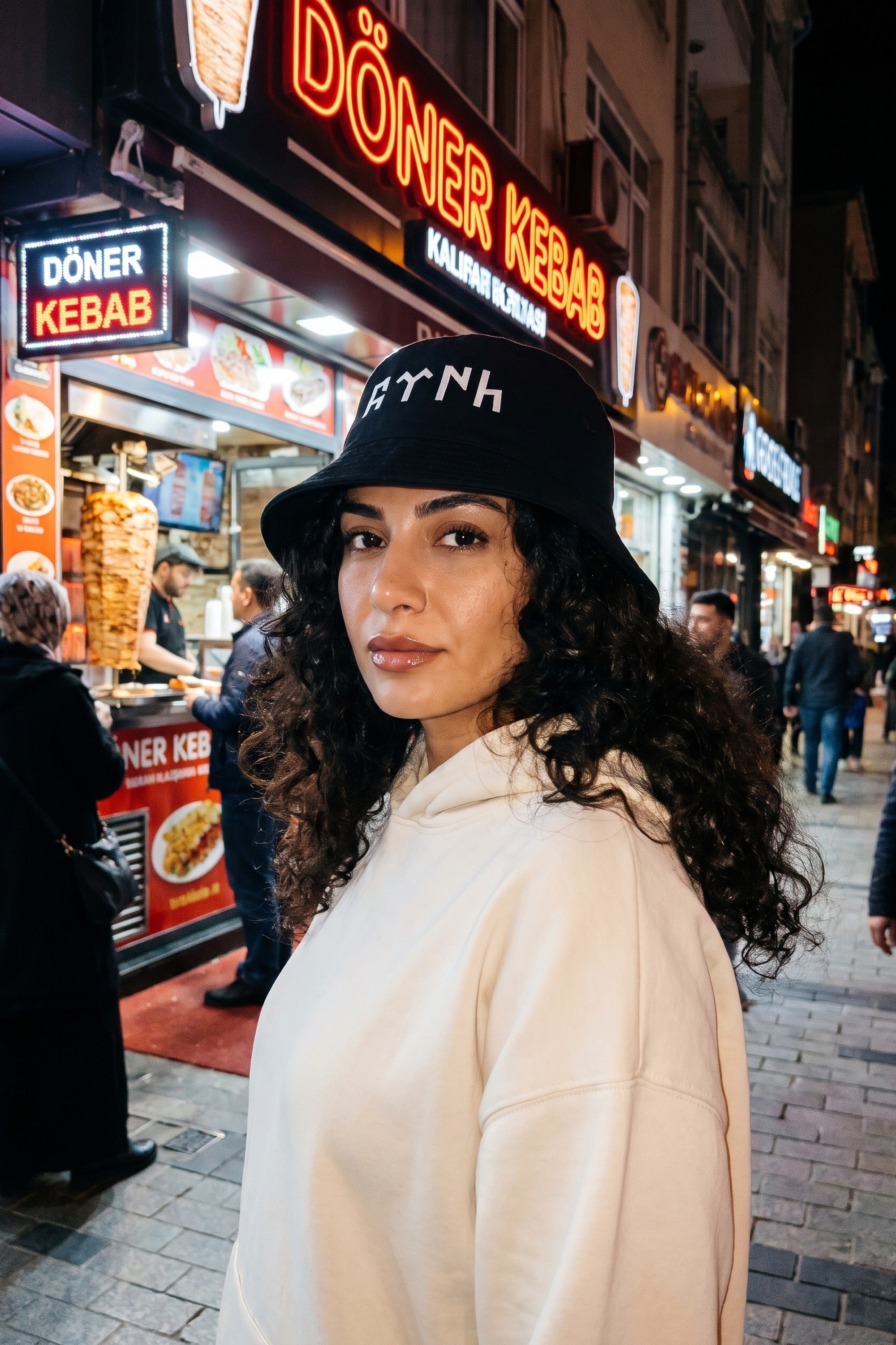 Türk Bucket Hat – Model-Foto