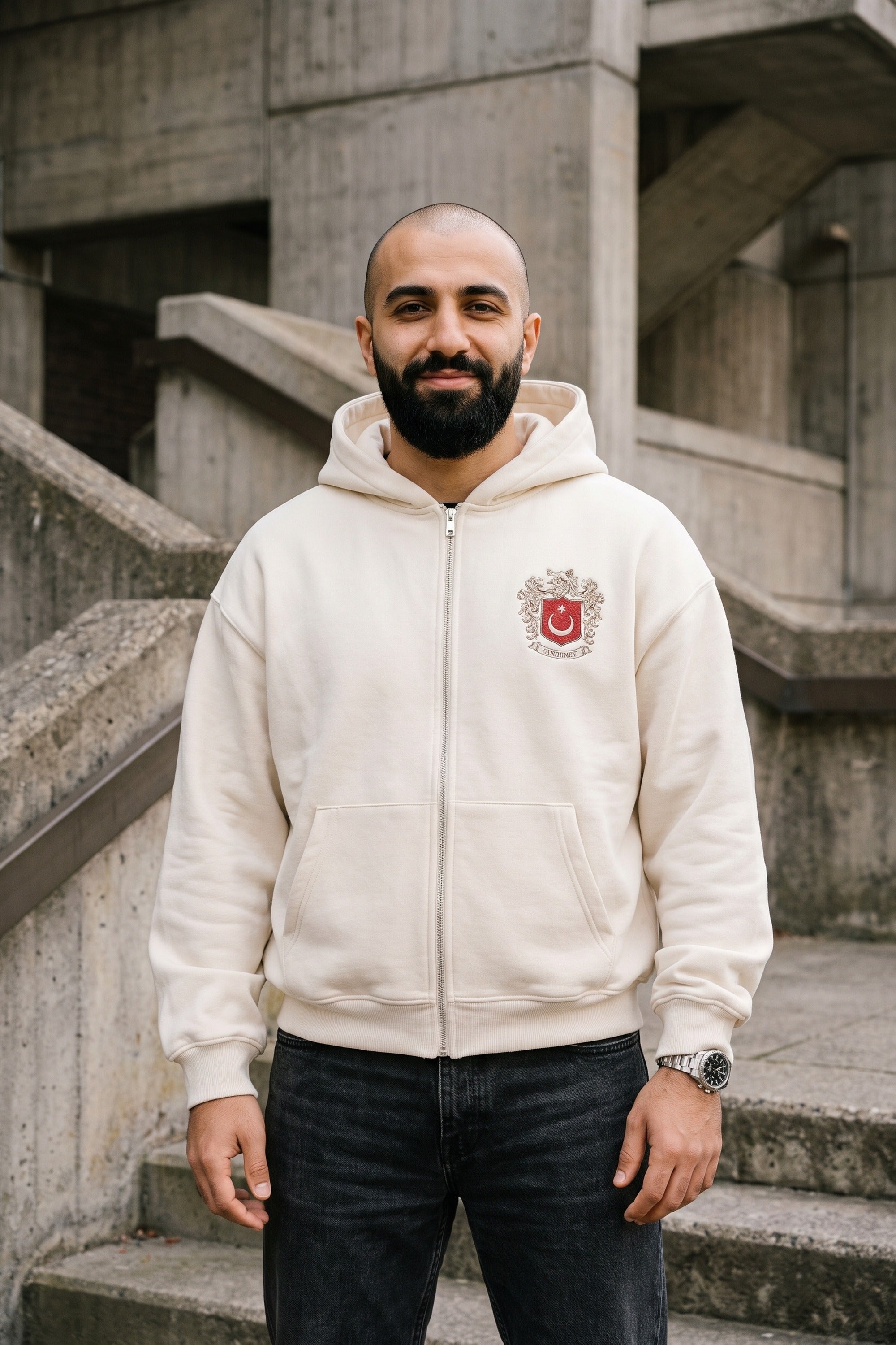 REALSTIL Türkiye Oversized Zipper Hoodie White Sand – Model Herren